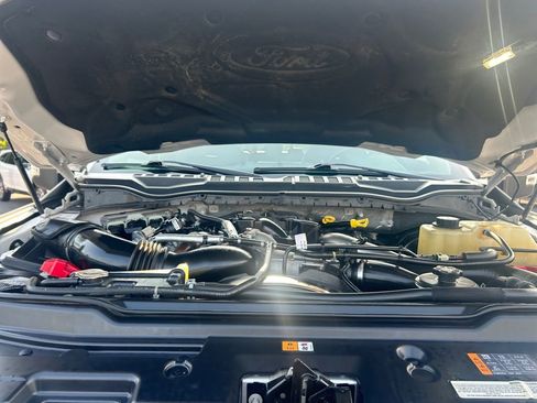 Used 2019 Ford F250 Platinum w/ Platinum Ultimate Package image 30