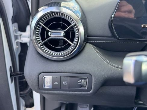 New 2025 Chevrolet Blazer EV LT image 27