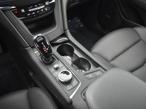 Used 2023 Cadillac XT5 Luxury image 20