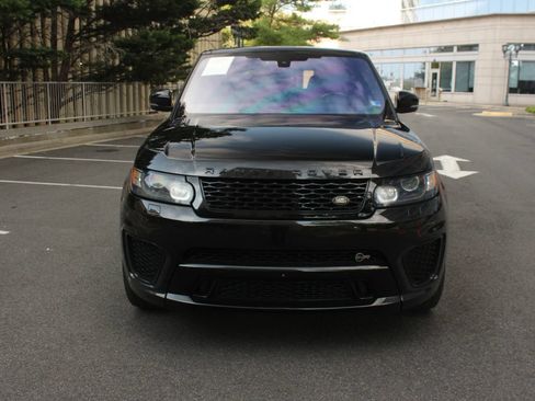 Used 2016 Land Rover Range Rover Sport SVR AWD/4WD image 3