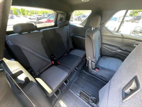 Used 2023 Chevrolet Traverse LT w/ LPO, Floor Liner Package AWD/4WD image 17