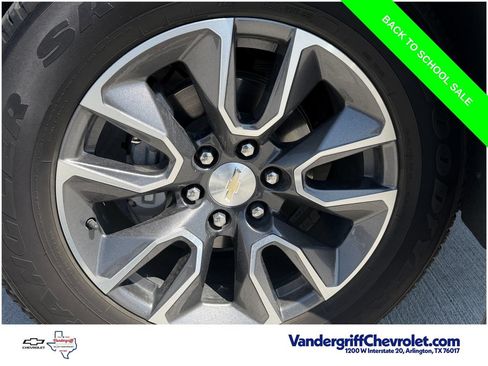 Used 2020 Chevrolet Silverado 1500 LT w/ Texas Edition RWD image 9