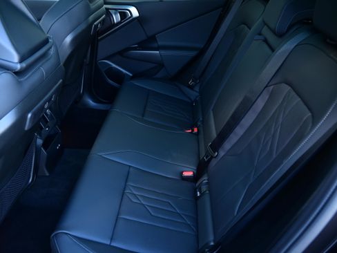 New 2026 BMW X3 xDrive30 w/ Premium Package image 9