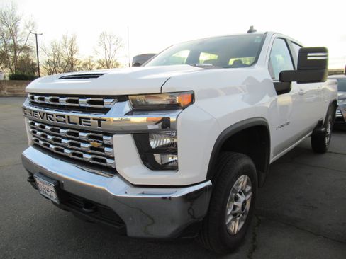 Used 2023 Chevrolet Silverado 2500 LT image 1