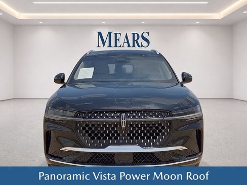 Used 2024 Lincoln Nautilus Black Label AWD/4WD image 9
