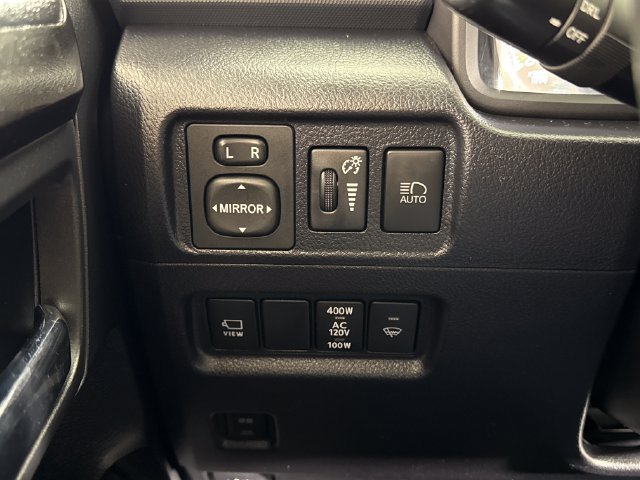 Used 2022 Toyota 4Runner TRD Off-Road Premium w/ TRD Black Wheel Package (TMS) AWD/4WD image 36