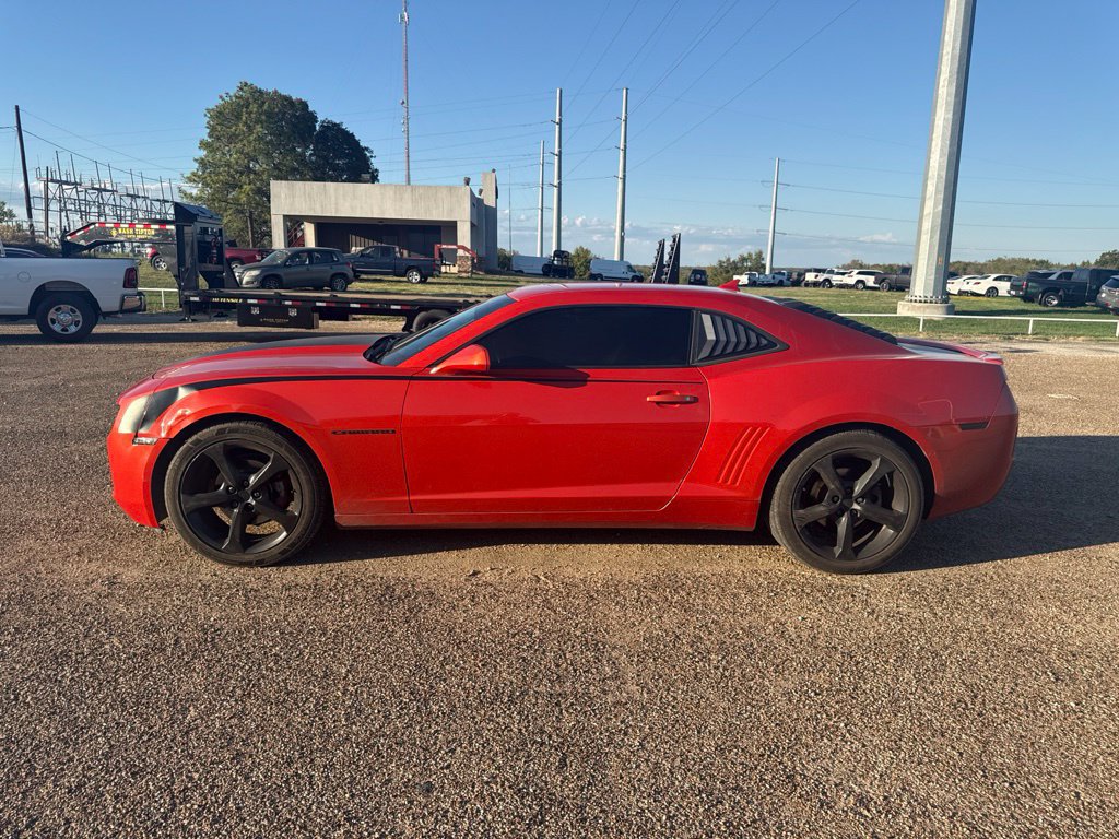Used 2013 Chevrolet Camaro LT w/ RS Package RWD image 2