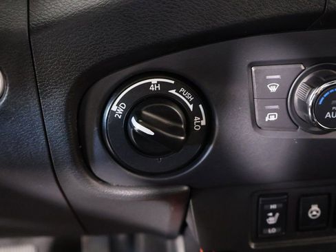 Used 2023 Nissan Frontier PRO-4X w/ Pro-4X Premium Package image 8