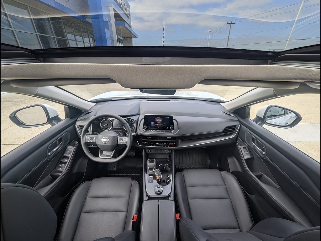 Used 2026 Nissan Rogue SV w/ SV Premium Package AWD/4WD image 25
