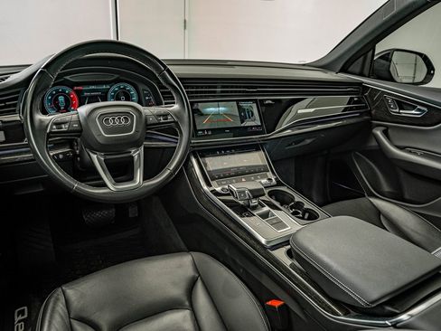 Used 2021 Audi Q8 Premium Plus w/ Premium Plus Package image 4