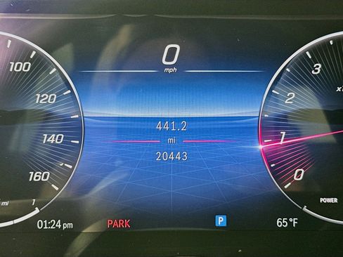 Used 2023 Mercedes-Benz C 300 Sedan image 12