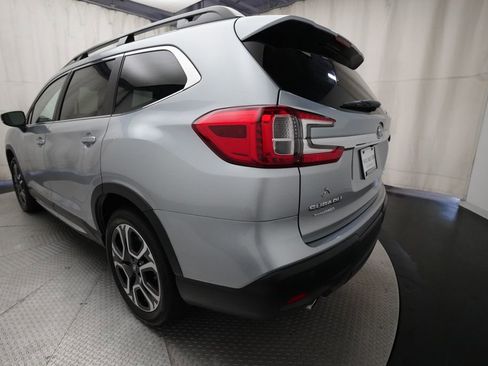 Used 2025 Subaru Ascent Limited w/ Popular Package #2 AWD/4WD image 35