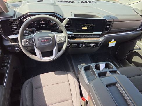 New 2026 GMC Sierra 1500 SLE image 6