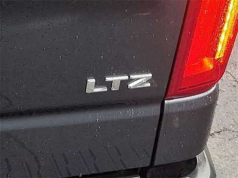 Used 2021 Chevrolet Silverado 1500 LTZ image 29