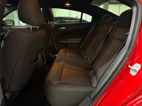 Used 2022 Dodge Charger SXT RWD image 13