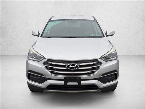 Used 2018 Hyundai Santa Fe Sport image 2