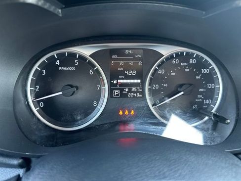 Used 2025 Nissan Versa S w/ Trunk Package image 14