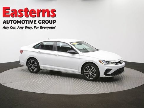 Used 2025 Volkswagen Jetta Sport FWD image 46