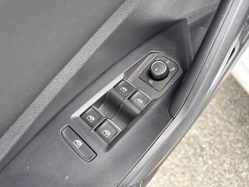 Used 2022 Volkswagen Jetta Sport FWD image 23