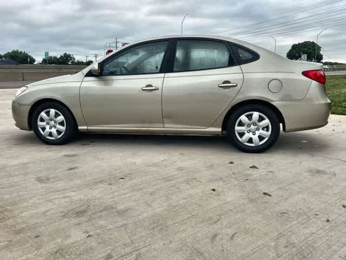 Used 2008 Hyundai Elantra Sedan FWD image 4