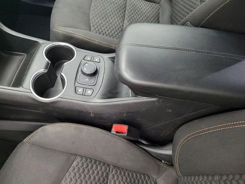 Used 2018 GMC Terrain SLE w/ Driver Convenience Package image 26