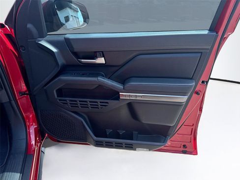 Used 2025 Toyota Tacoma TRD Off-Road w/ TRD Off Road Upgrade Package image 12