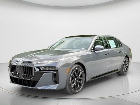 New 2026 BMW 760i xDrive AWD/4WD image 1