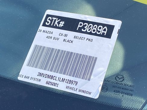 Used 2020 MAZDA CX-30 AWD w/ Select Package image 31