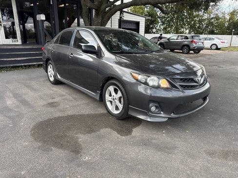 Used 2012 Toyota Corolla S image 8