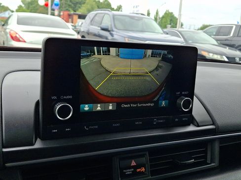 Used 2023 Honda Pilot Sport image 19
