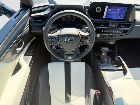 Used 2023 Lexus ES 350 F Sport w/ Accessory Package (Z2) image 17