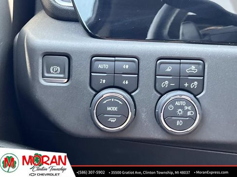 Used 2023 Chevrolet Silverado 1500 LT Trail Boss w/ Convenience Package II AWD/4WD image 29