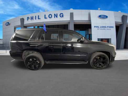 Used 2020 Cadillac Escalade Luxury AWD/4WD image 6