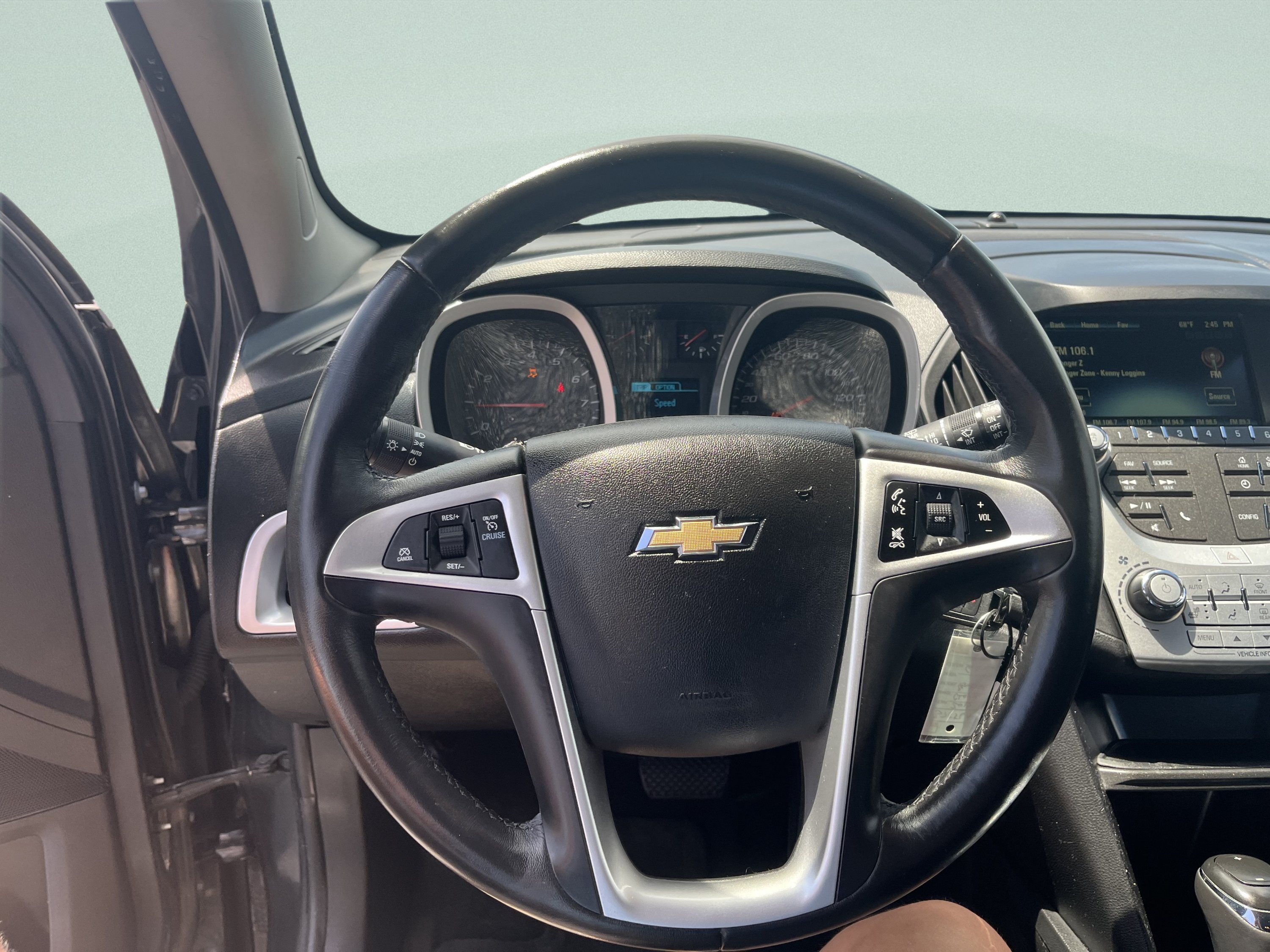 Used 2017 Chevrolet Equinox LT w/ Convenience Package FWD image 13