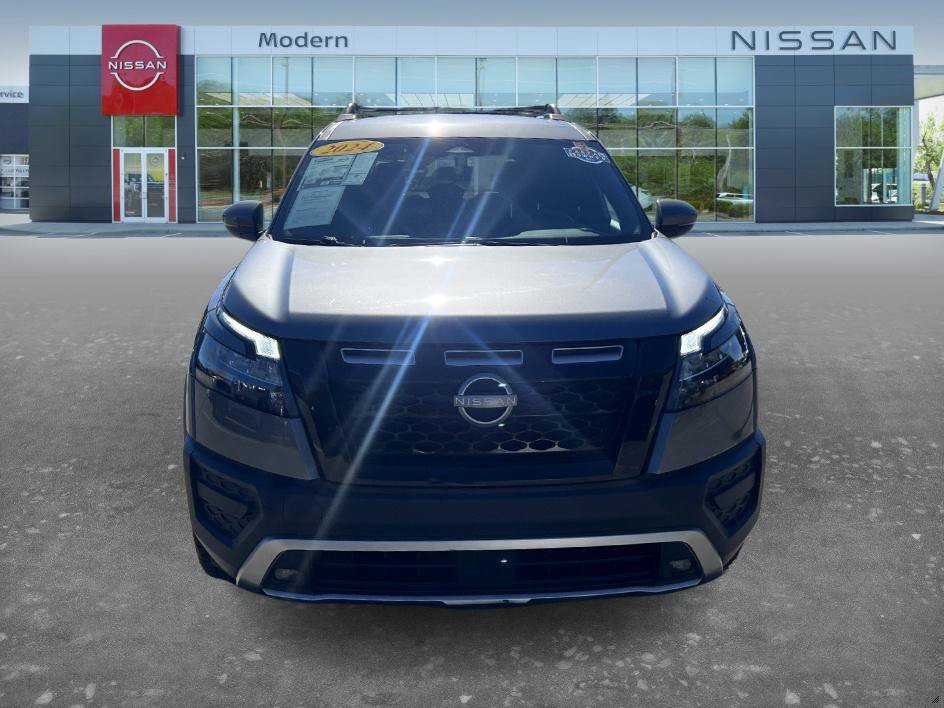 Used 2024 Nissan Pathfinder Rock Creek AWD/4WD image 2