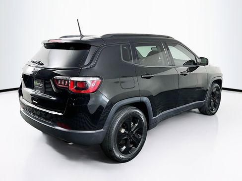 Used 2018 Jeep Compass Altitude image 9