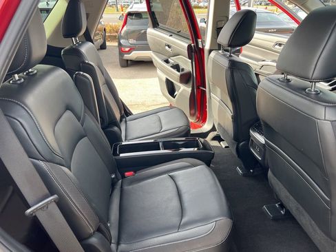 Certified 2023 Nissan Pathfinder SL w/ SL Premium Package image 15