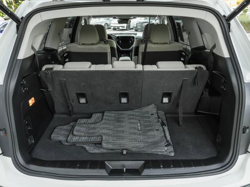 Used 2024 Subaru Ascent Premium w/ Convenience Package image 40