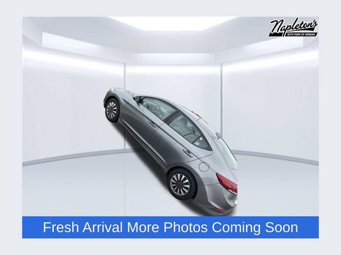 Used 2017 Hyundai Elantra SE w/ Cargo Package FWD image 1