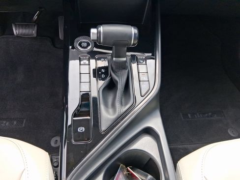 Used 2023 Kia Niro FWD image 23