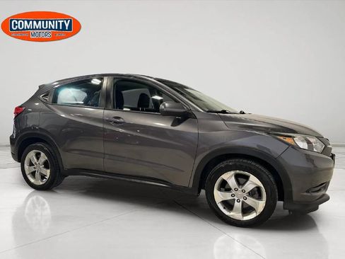 Used 2016 Honda HR-V LX image 10