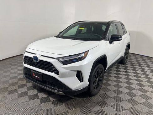 Used 2024 Toyota RAV4 XSE image 3