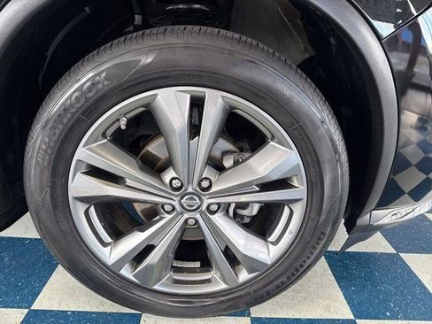 Used 2019 Nissan Murano Platinum w/ Cargo Package image 24