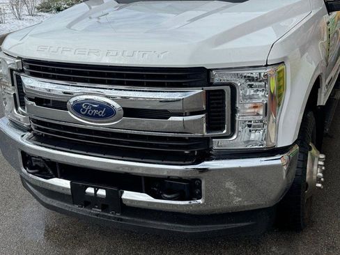 Used 2018 Ford F350 XLT image 6