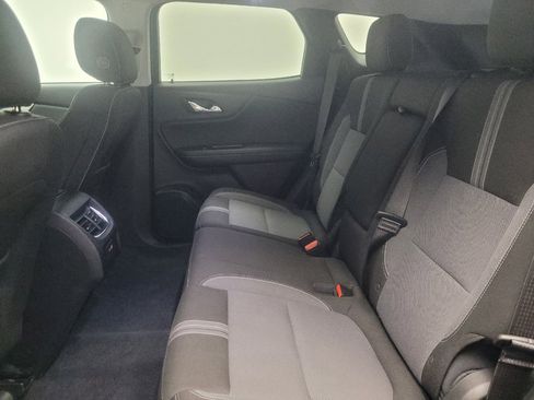 Used 2024 Chevrolet Blazer LT w/ Convenience Package FWD image 18