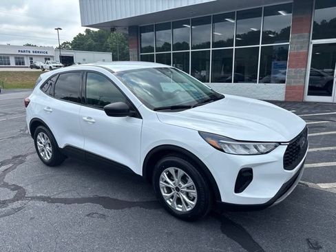 Used 2025 Ford Escape Active FWD image 5