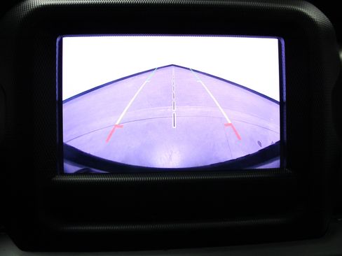 Used 2019 Jeep Wrangler Unlimited Sahara w/ Dual Top Group image 27