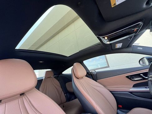 Used 2024 Mercedes-Benz CLE 450 4MATIC Coupe image 27