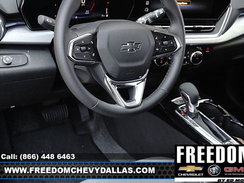 New 2026 Chevrolet Trax LT w/ Midnight Edition image 25