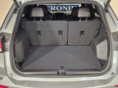 Used 2024 Chevrolet Equinox RS FWD image 19